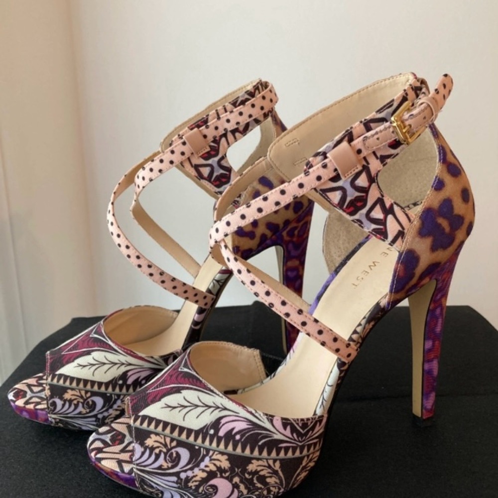 Nine West Women's Purple and Pink Patterned Heels